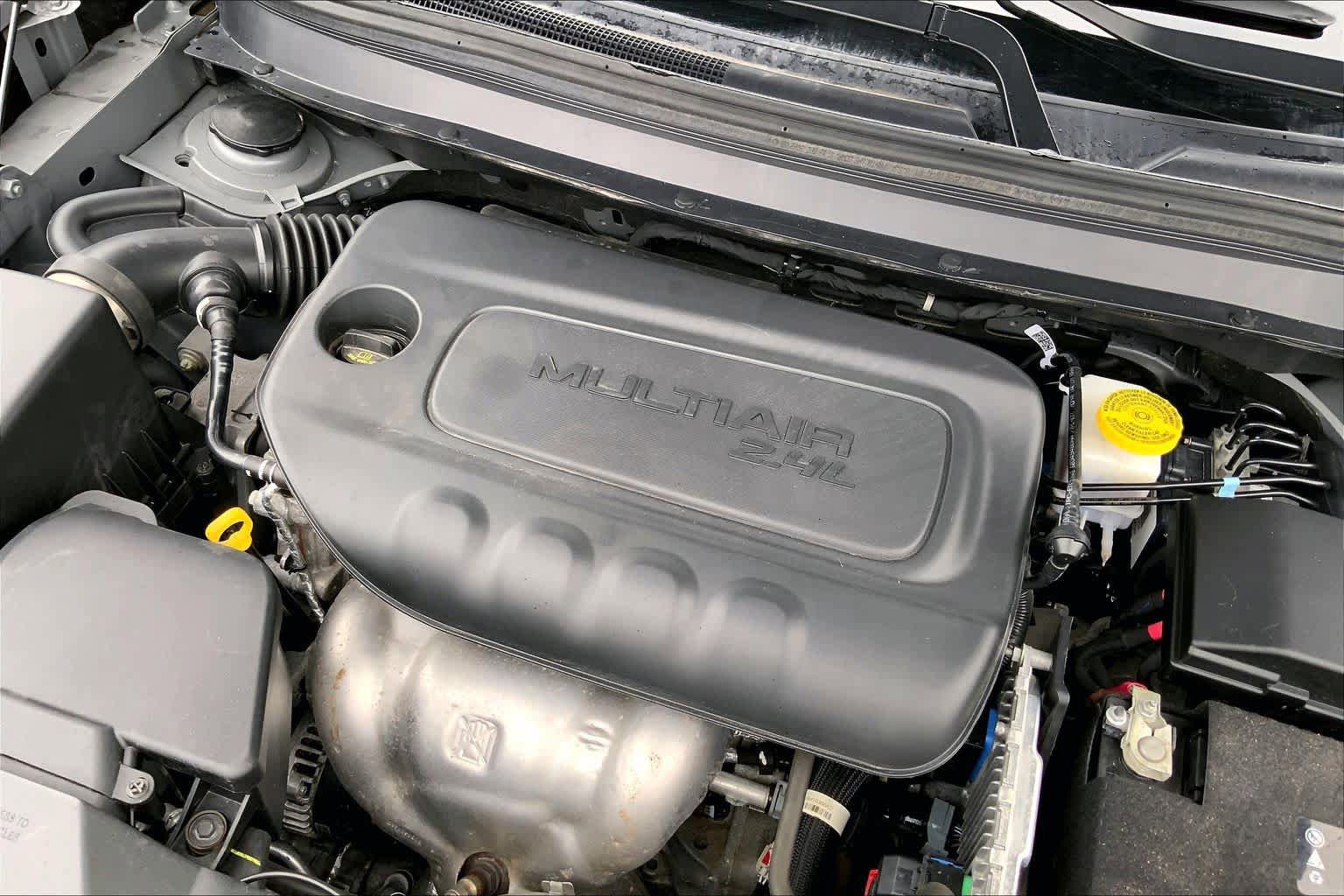 Used 2023 Jeep Cherokee Altitude Lux AWD/4WD image 31
