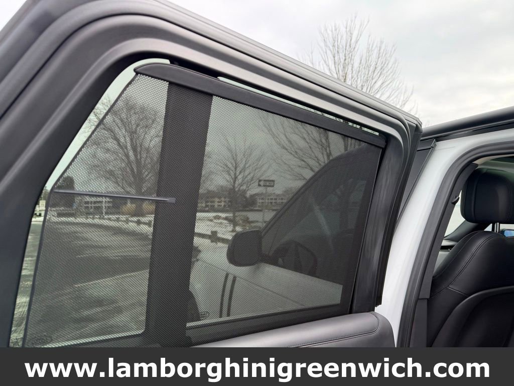 Used 2022 Land Rover Range Rover SE image 45