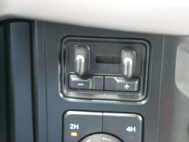 Used 2024 Ford F150 XL image 22