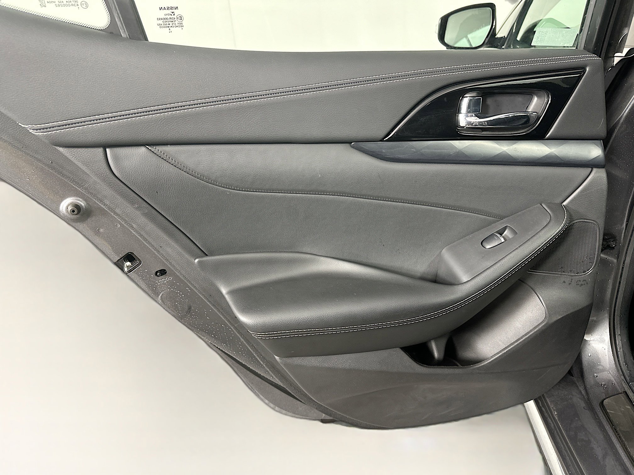 Used 2023 Nissan Maxima Platinum w/ Sport Mat Group image 28