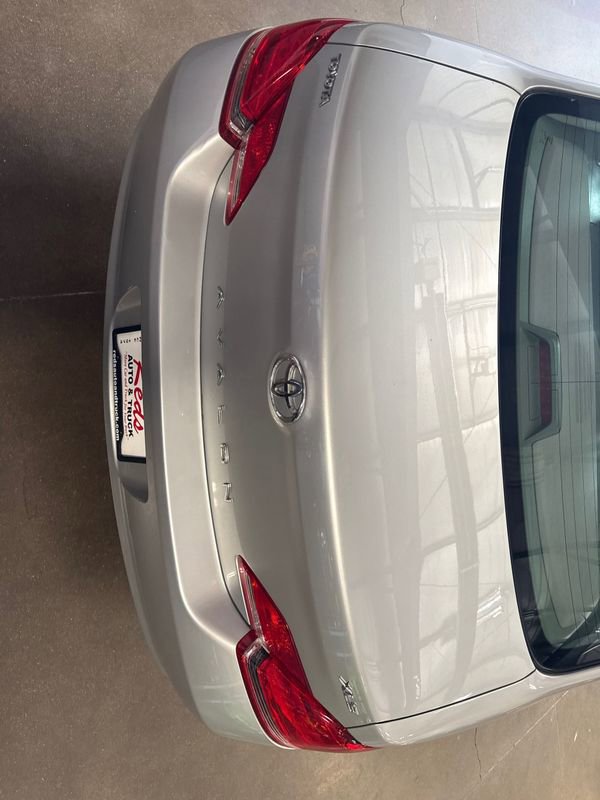 Used 2006 Toyota Avalon XLS image 49