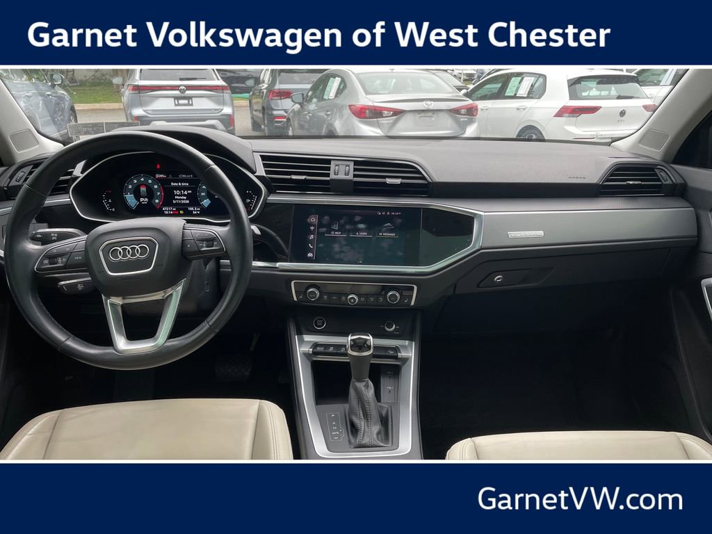 Used 2022 Audi Q3 2.0T Premium w/ Convenience Package AWD/4WD image 12