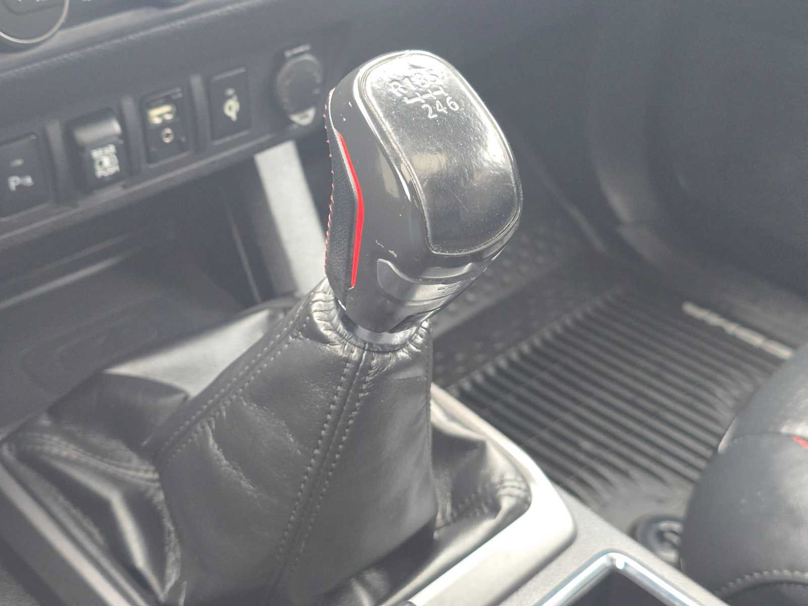 Used 2019 Toyota Tacoma TRD Pro AWD/4WD image 29