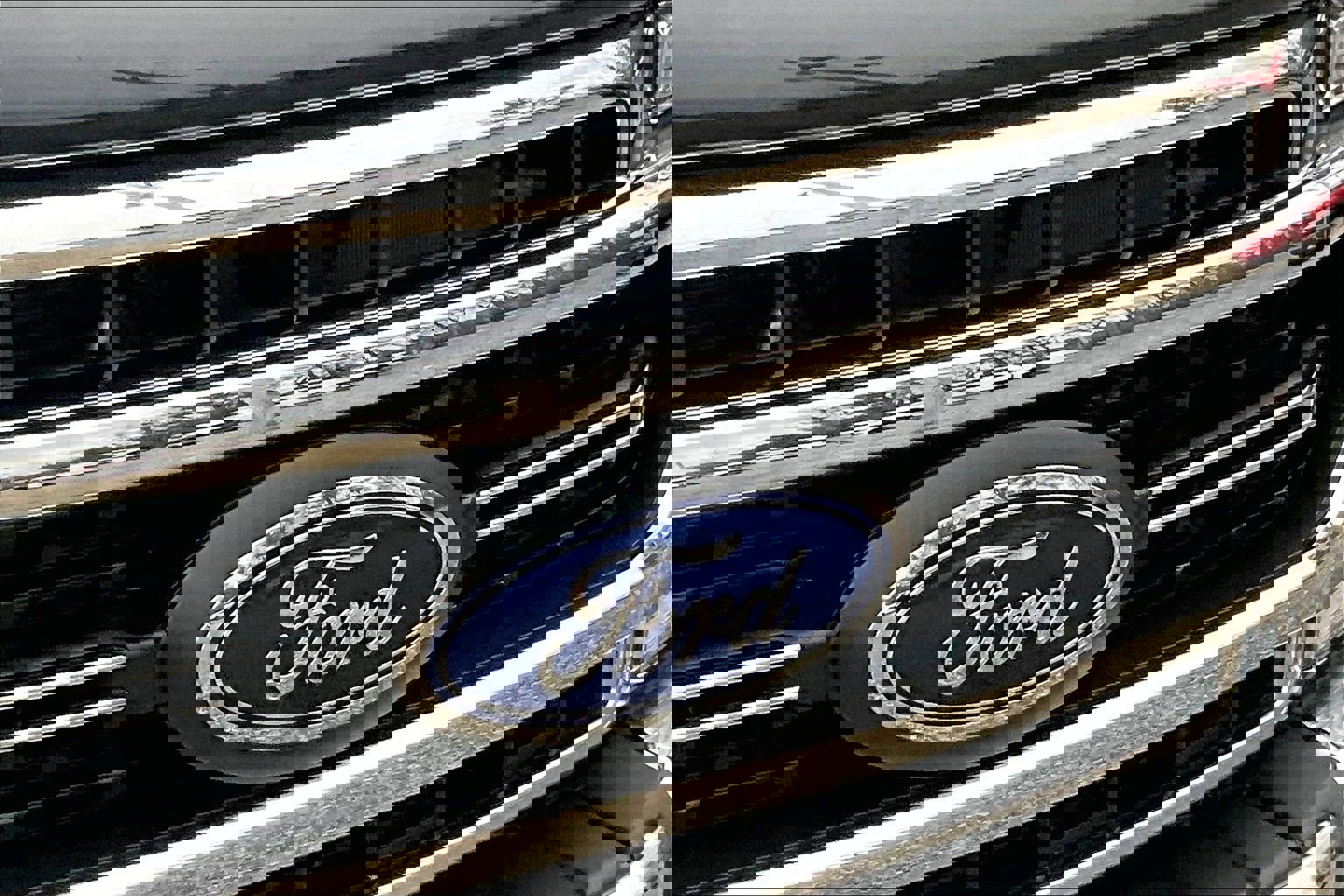 Used 2022 Ford F350 Lariat w/ Lariat Ultimate Package image 28