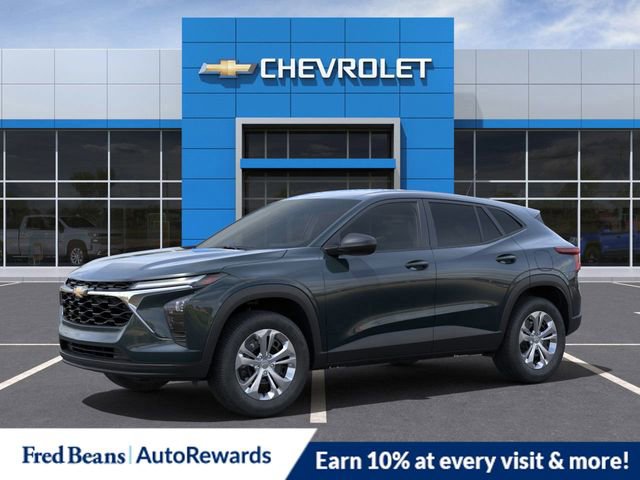 New 2025 Chevrolet Trax LS w/ Driver Confidence Package video 2