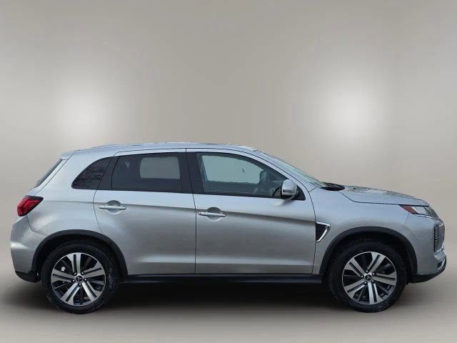 Used 2024 Mitsubishi Outlander Sport 2.0 image 4