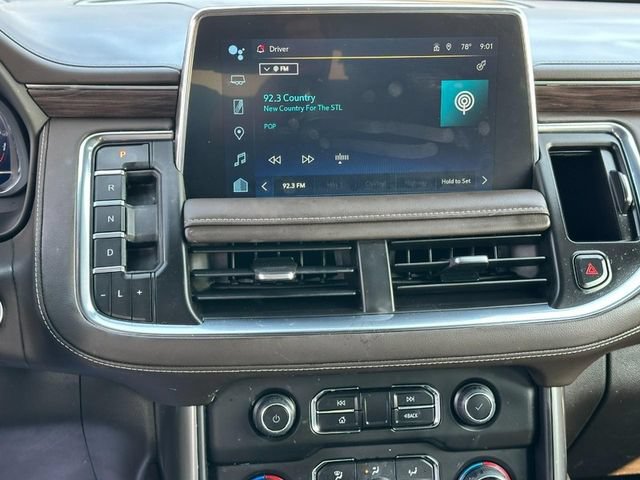 Used 2023 Chevrolet Tahoe LT w/ Luxury Package AWD/4WD image 15