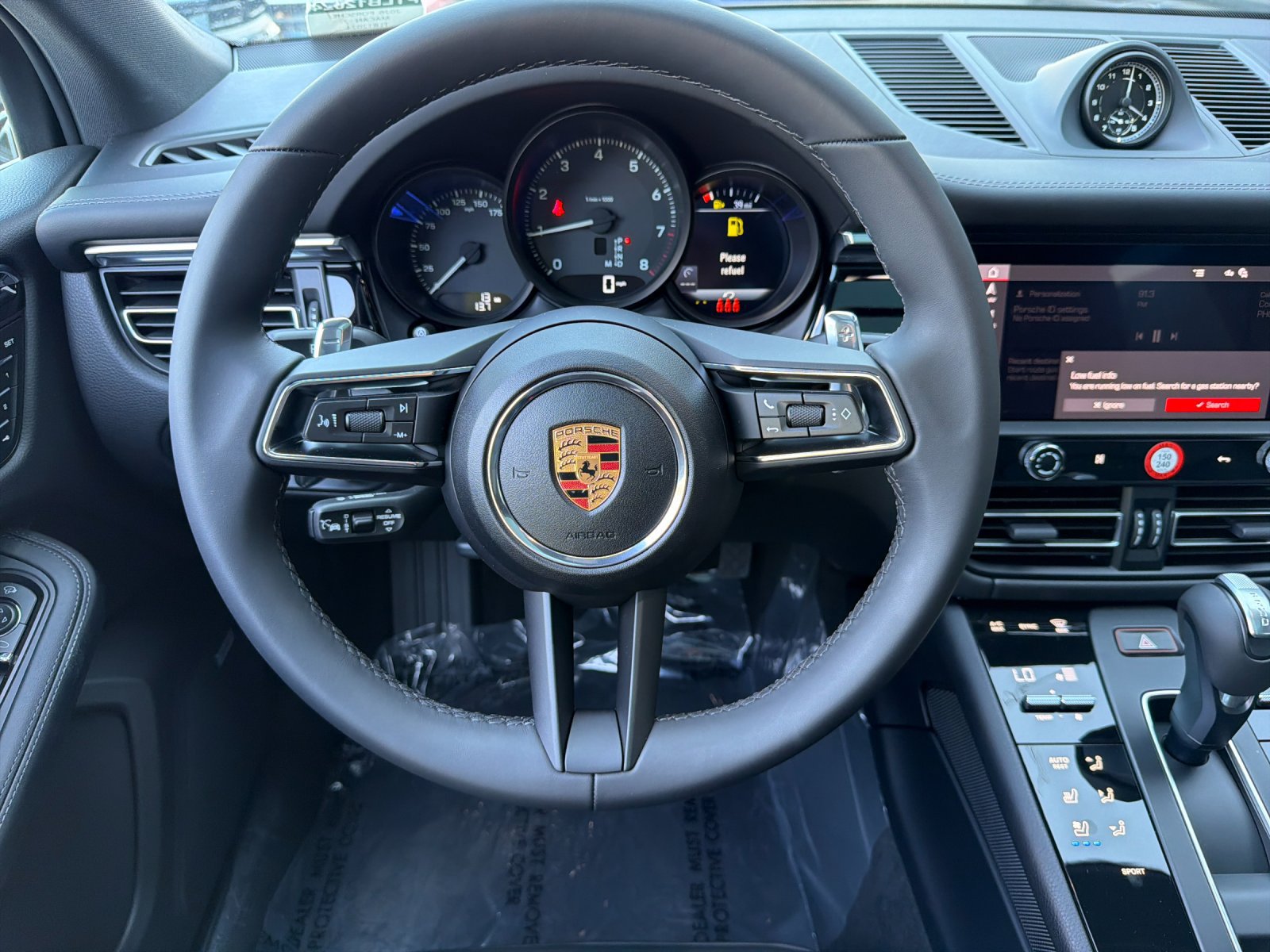 New 2026 Porsche Macan AWD/4WD image 14
