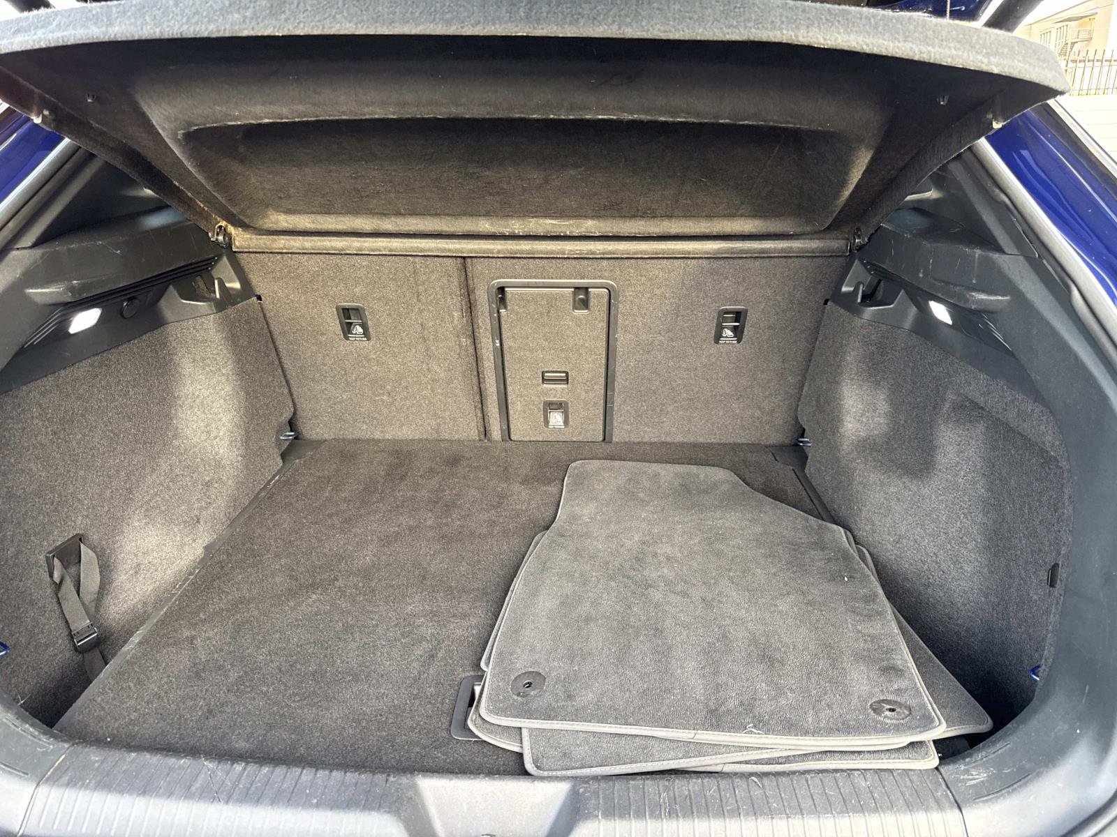 Certified 2022 Volkswagen ID.4 Pro S image 5