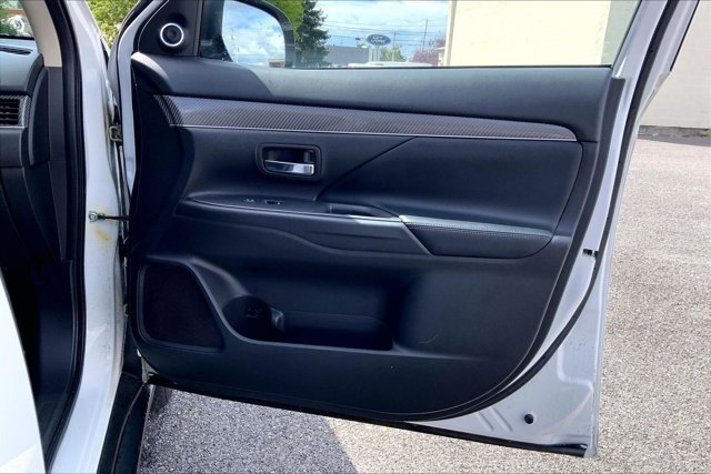 Used 2019 Mitsubishi Outlander GT AWD/4WD image 24