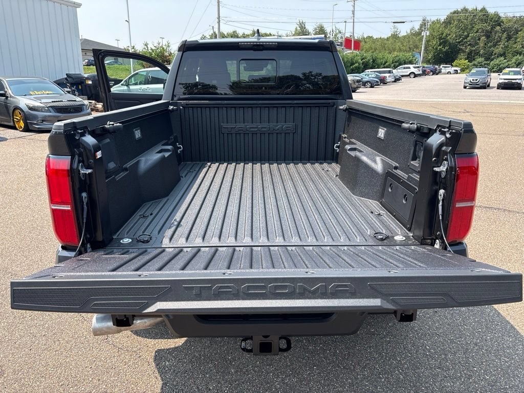Used 2026 Toyota Tacoma 4x4 Double Cab image 16