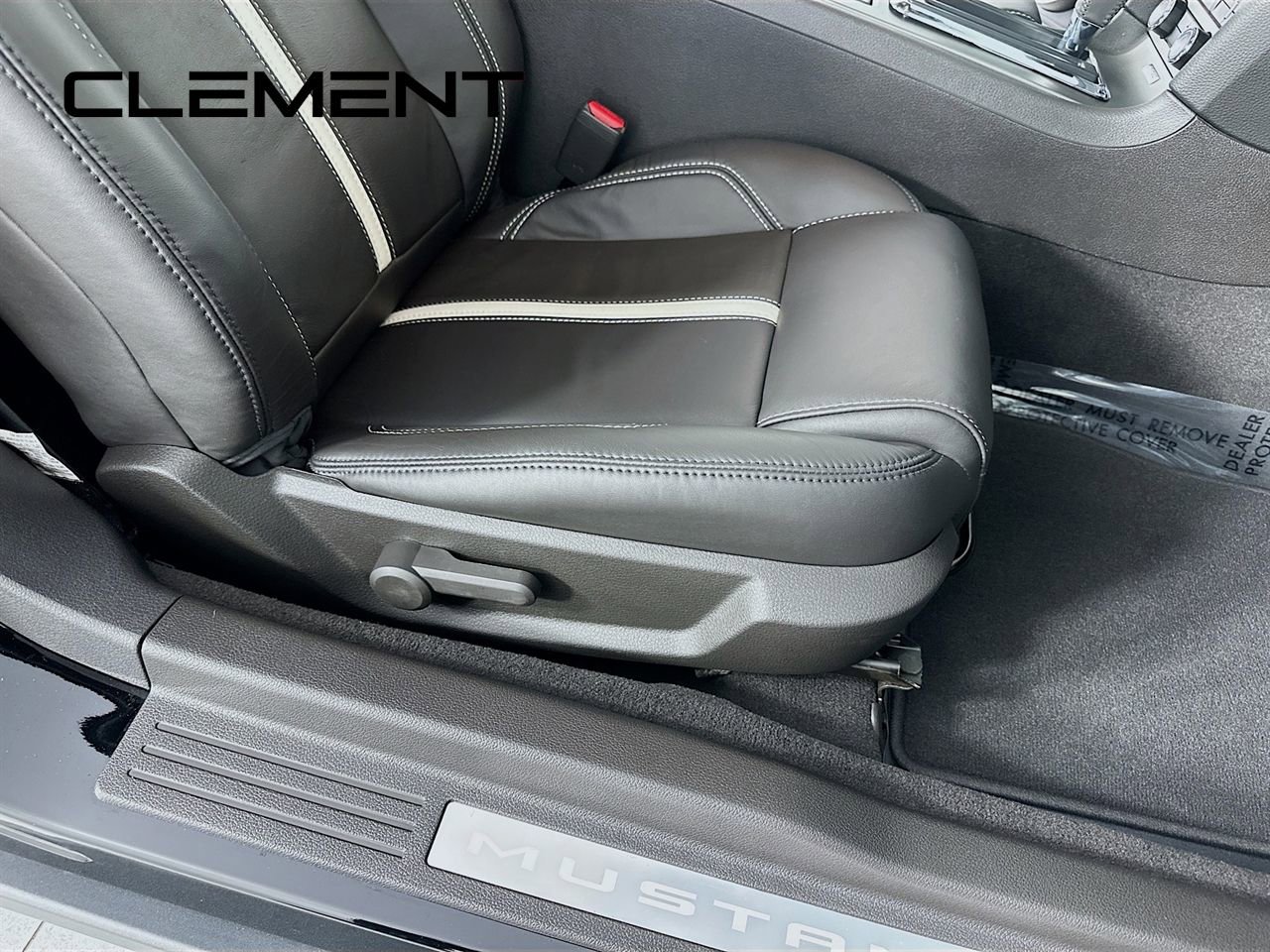 Used 2010 Ford Mustang GT image 30