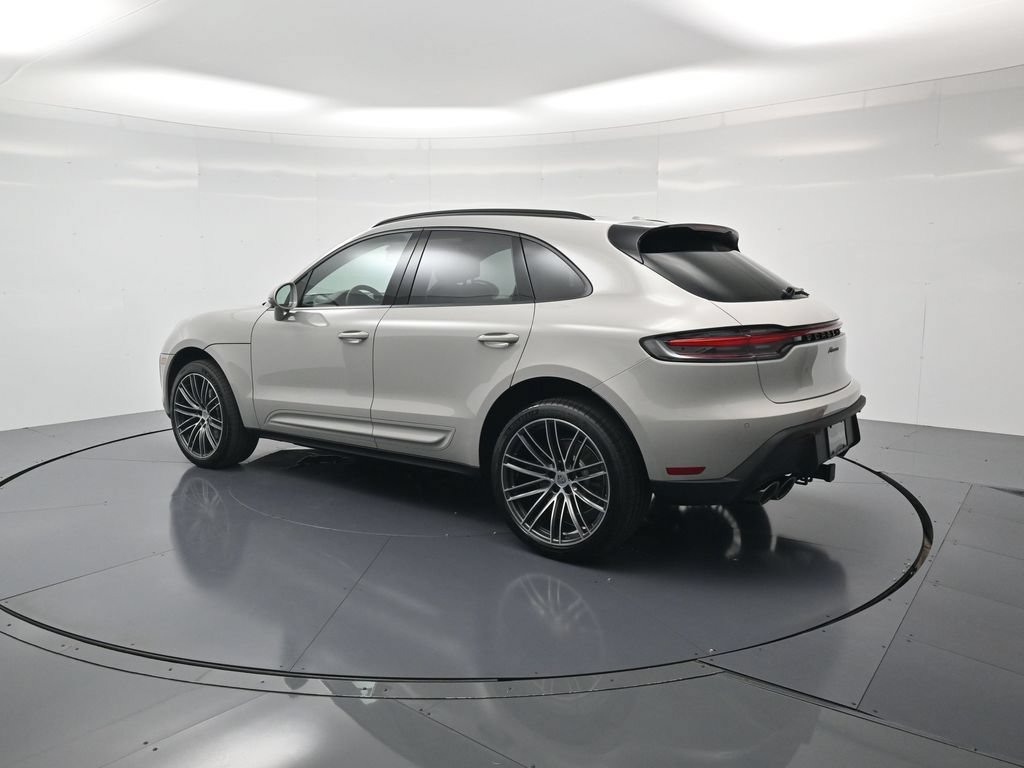 New 2026 Porsche Macan AWD/4WD image 3