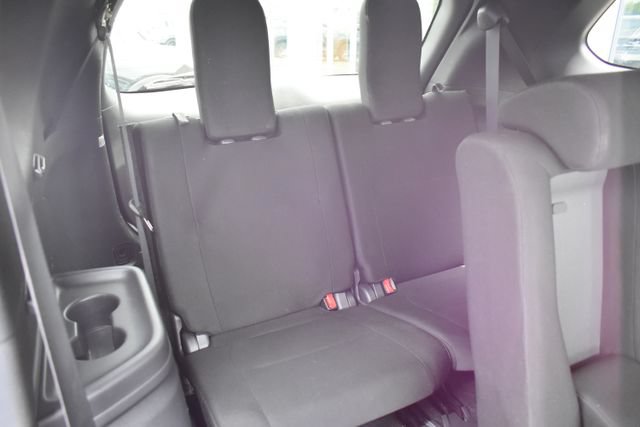Used 2018 Mitsubishi Outlander LE AWD/4WD image 41