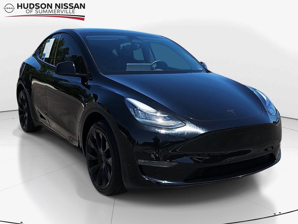 Used 2023 Tesla Model Y Long Range image 1