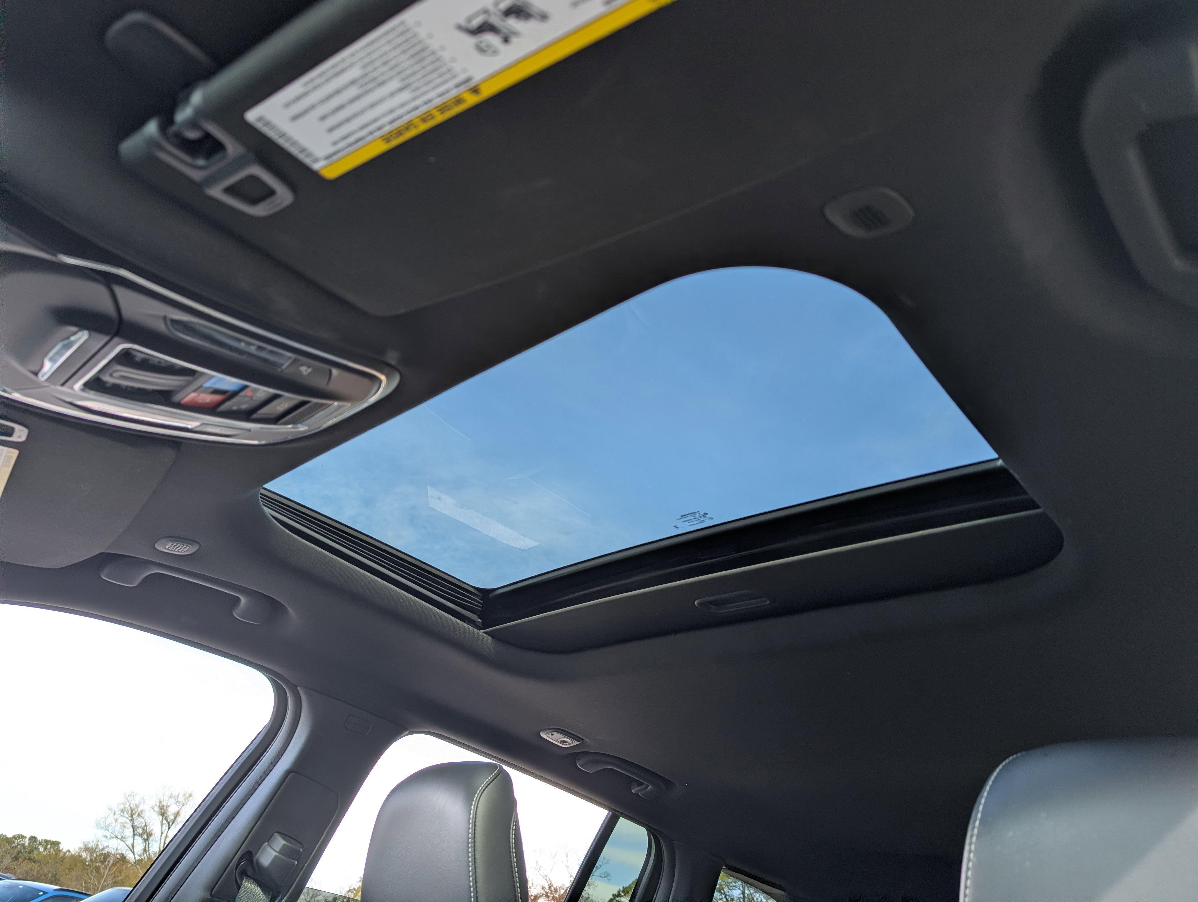 Used 2024 Jeep Grand Cherokee Altitude image 15