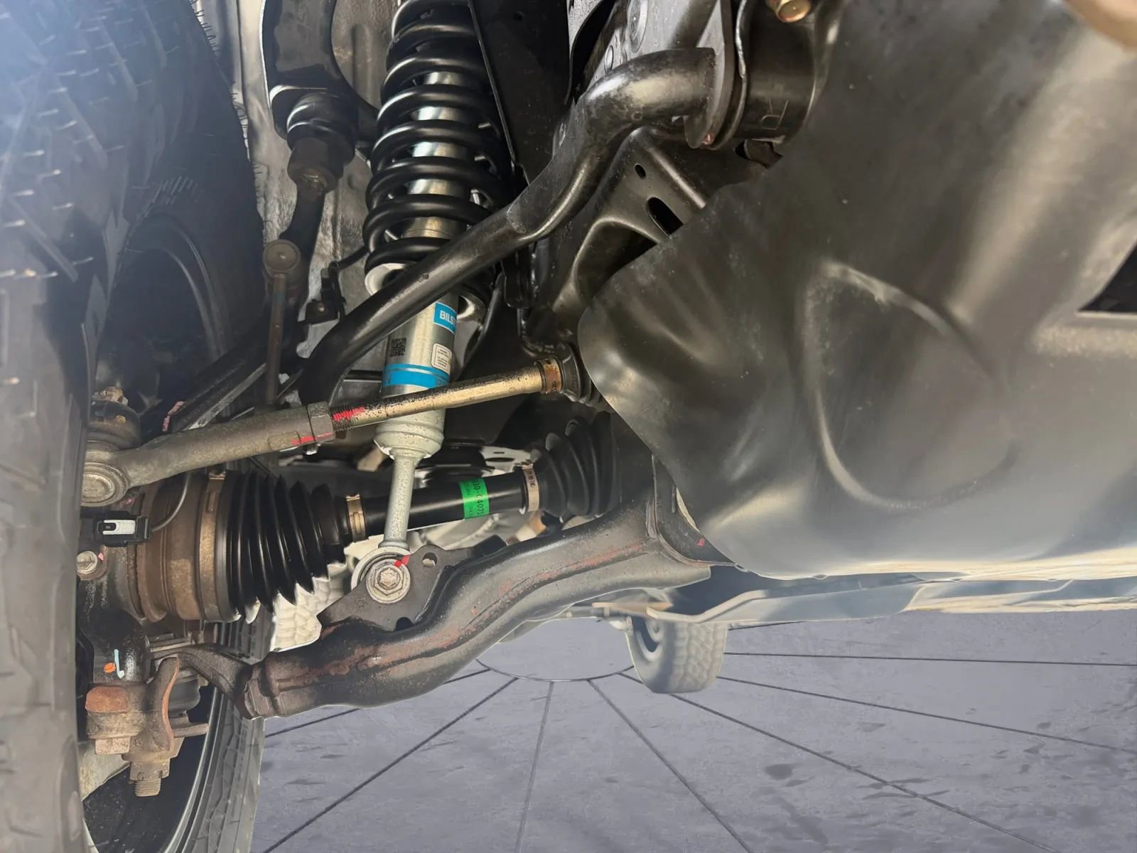 Used 2021 Toyota Tacoma TRD Off-Road w/ Technology Package image 40