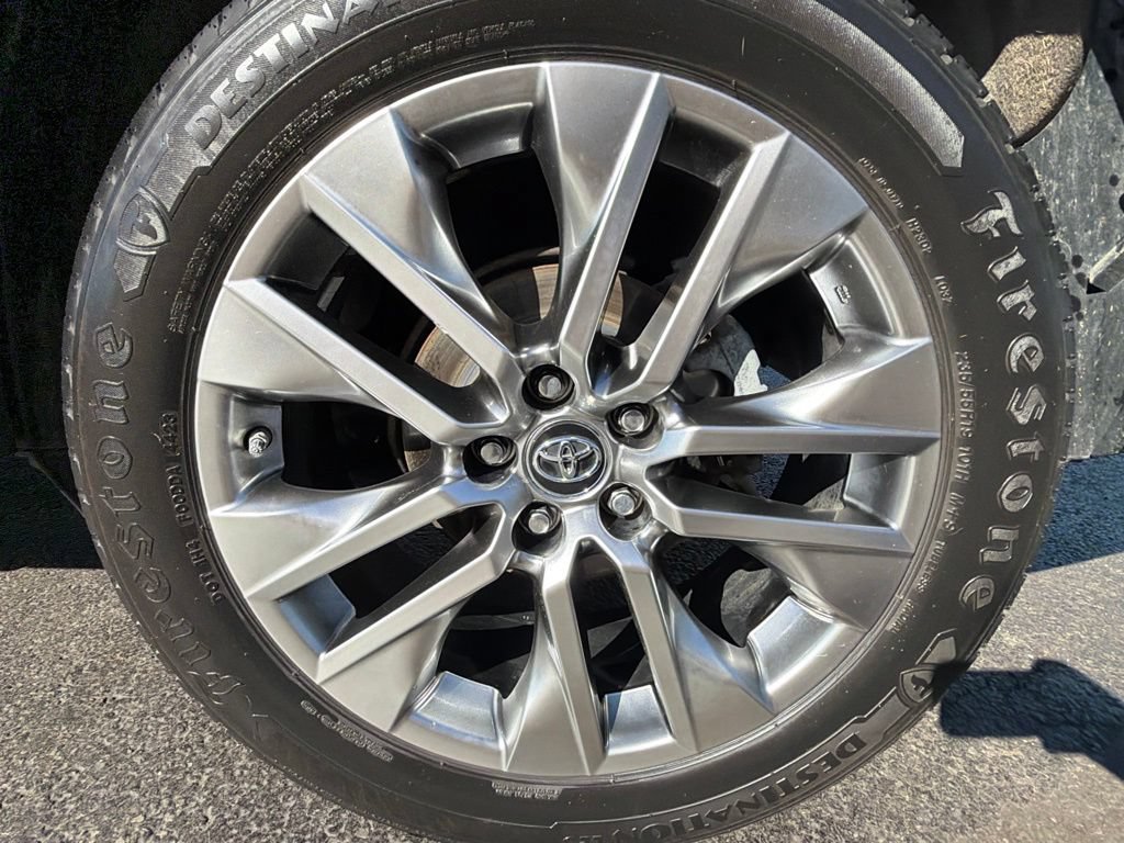 Used 2019 Toyota RAV4 XLE Premium w/ Cold Weather Package AWD/4WD image 53