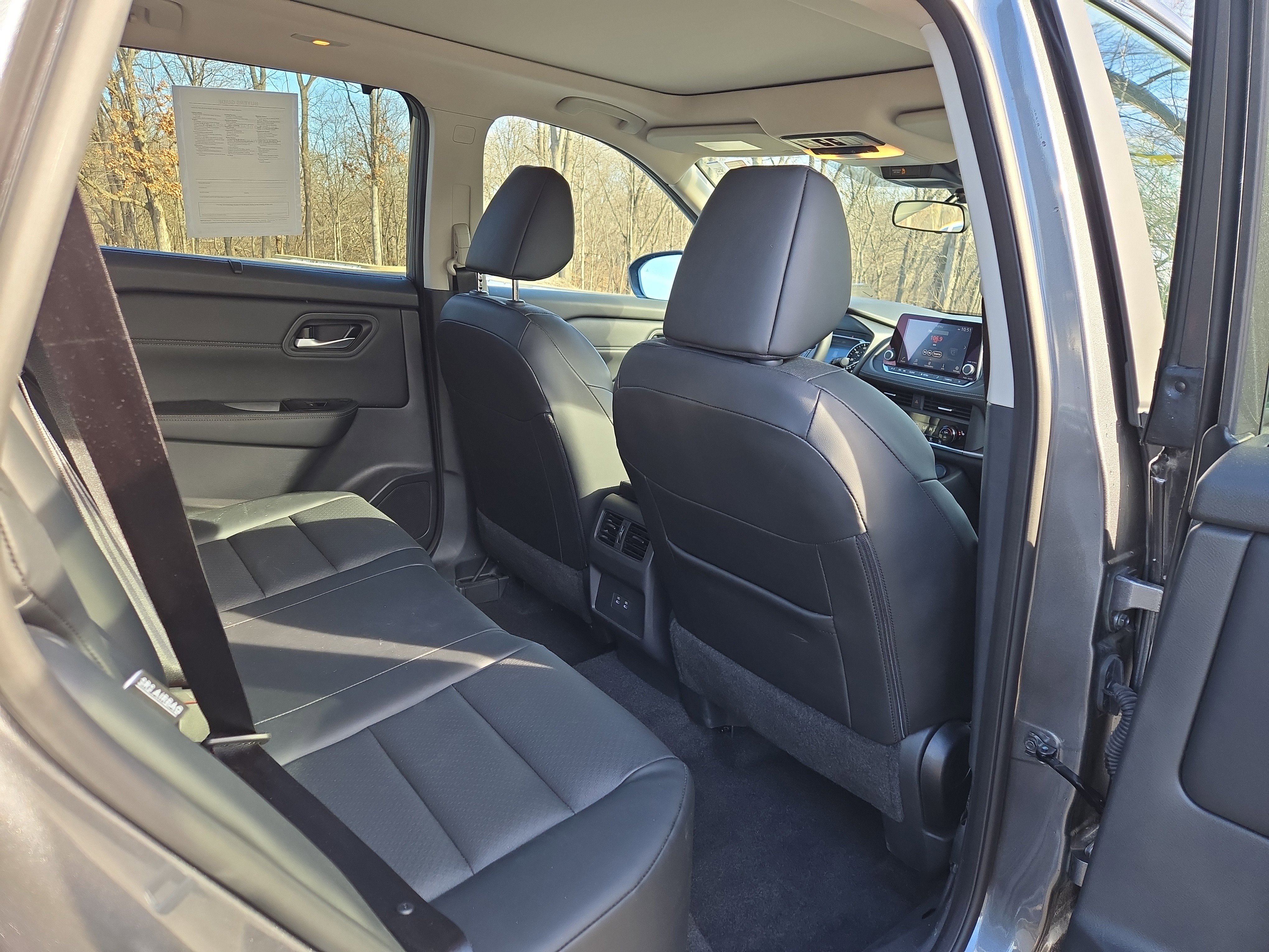 Certified 2025 Nissan Rogue SV w/ SV Premium Package image 28