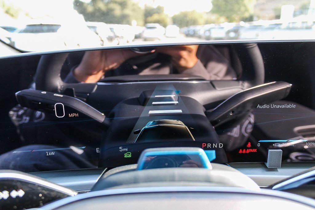 New 2025 Cadillac Lyriq Sport image 26