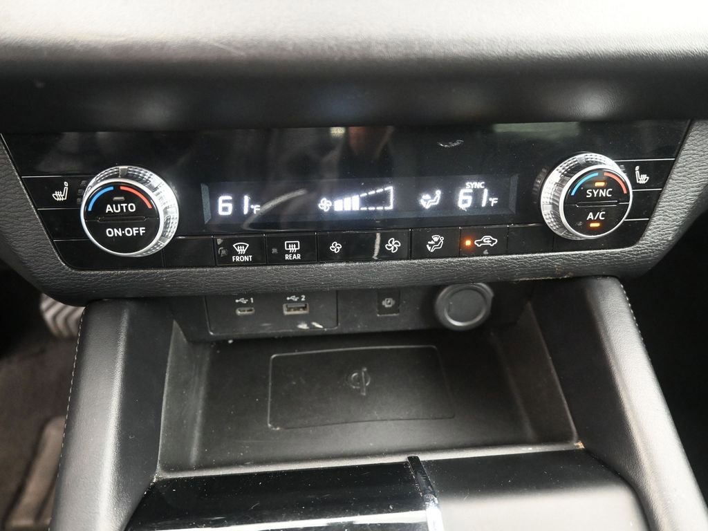 Used 2022 Mitsubishi Outlander SE image 12