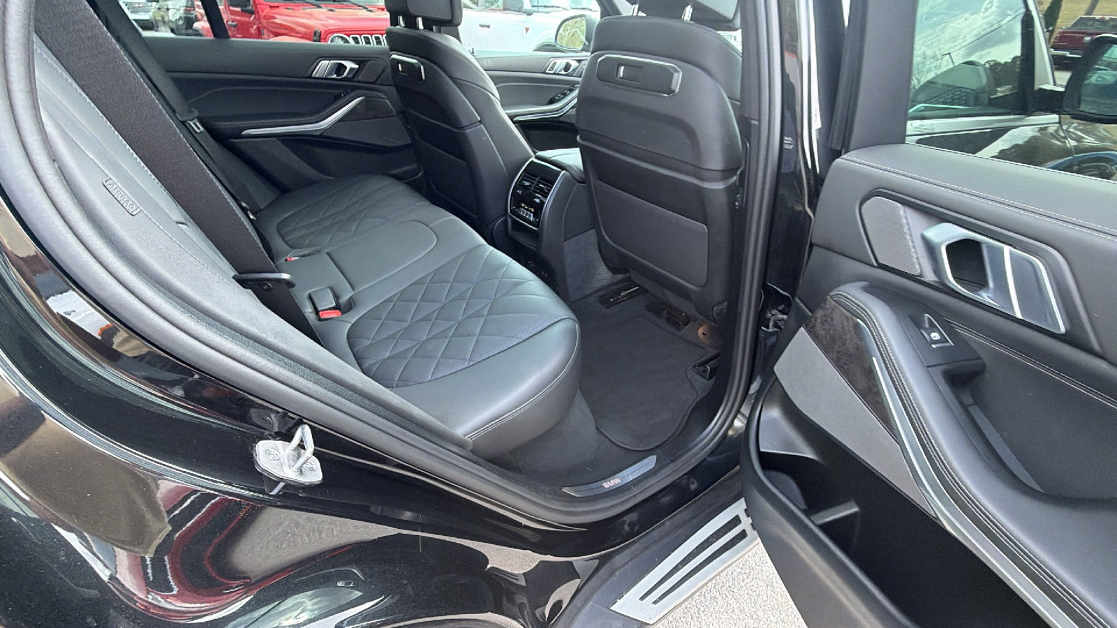 Used 2024 BMW X5 xDrive40i AWD/4WD image 22