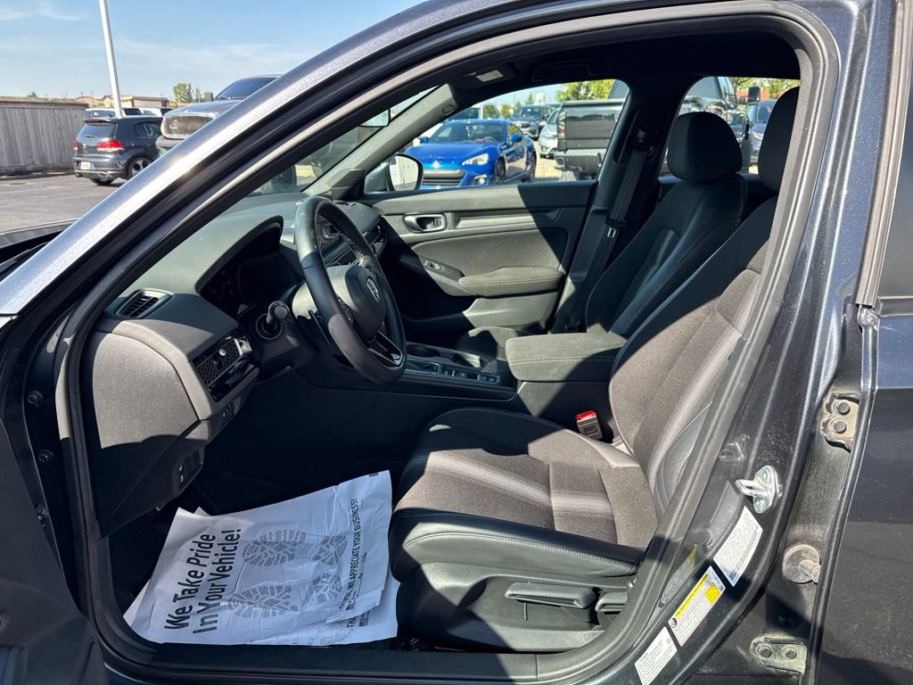 Used 2024 Honda Civic Sport image 32