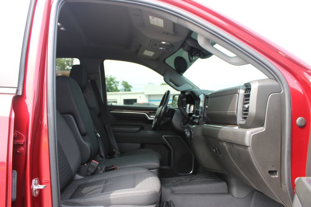 Used 2022 Chevrolet Silverado 1500 LT w/ Safety Package AWD/4WD image 30