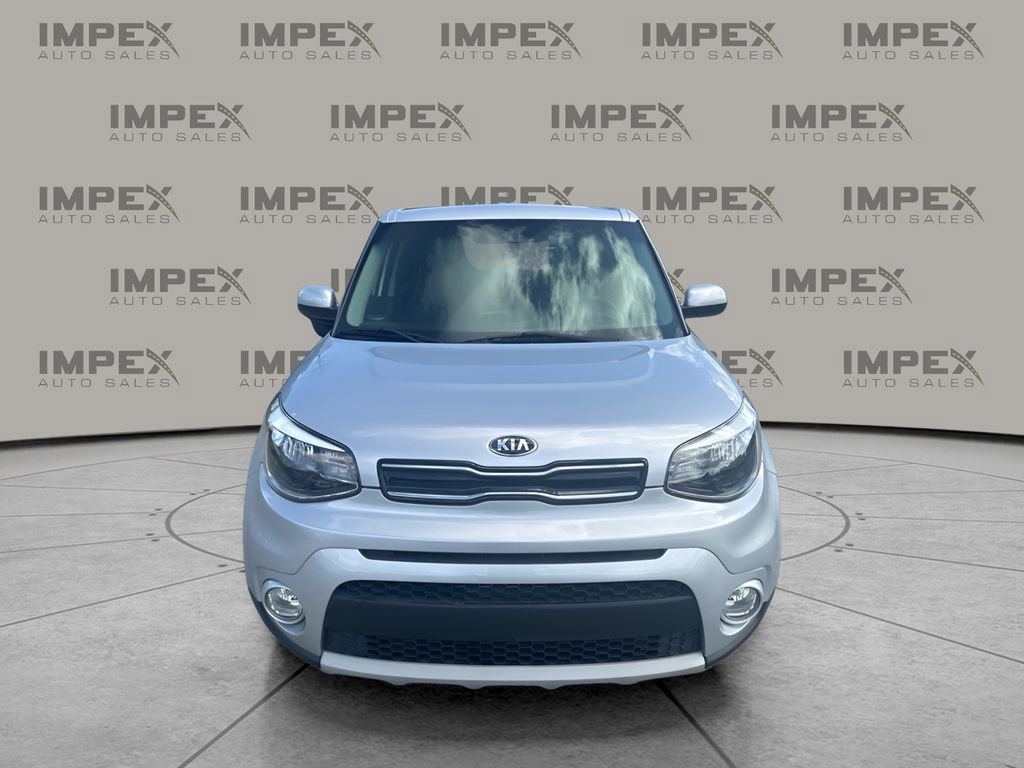 Used 2019 Kia Soul + image 8
