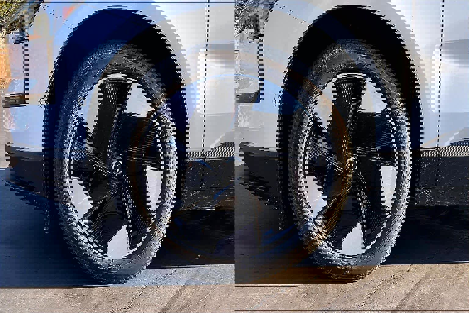 New 2026 Volvo EX30 Ultra image 14