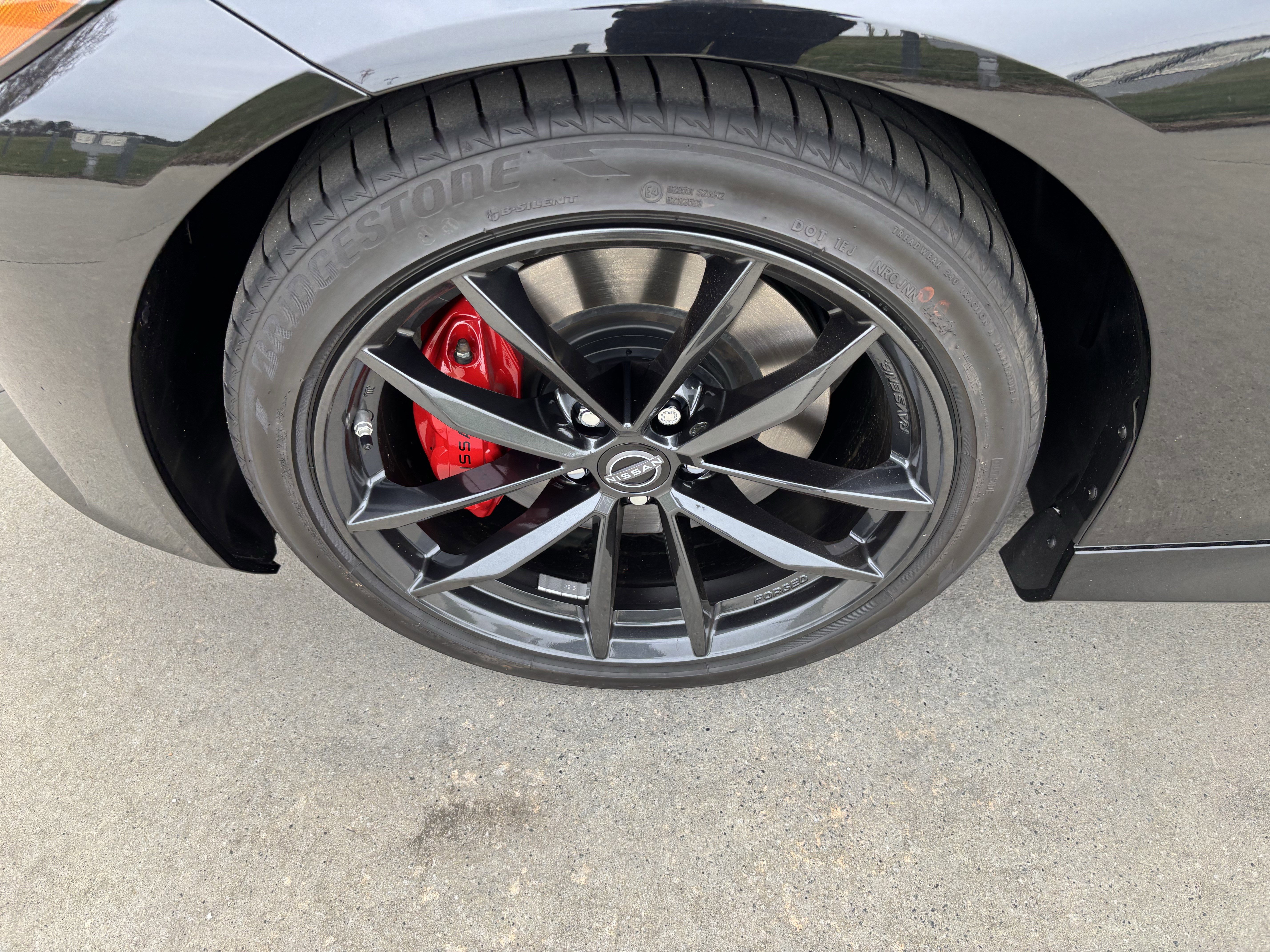 Used 2025 Nissan Z Performance w/ Floor Mat Package image 13