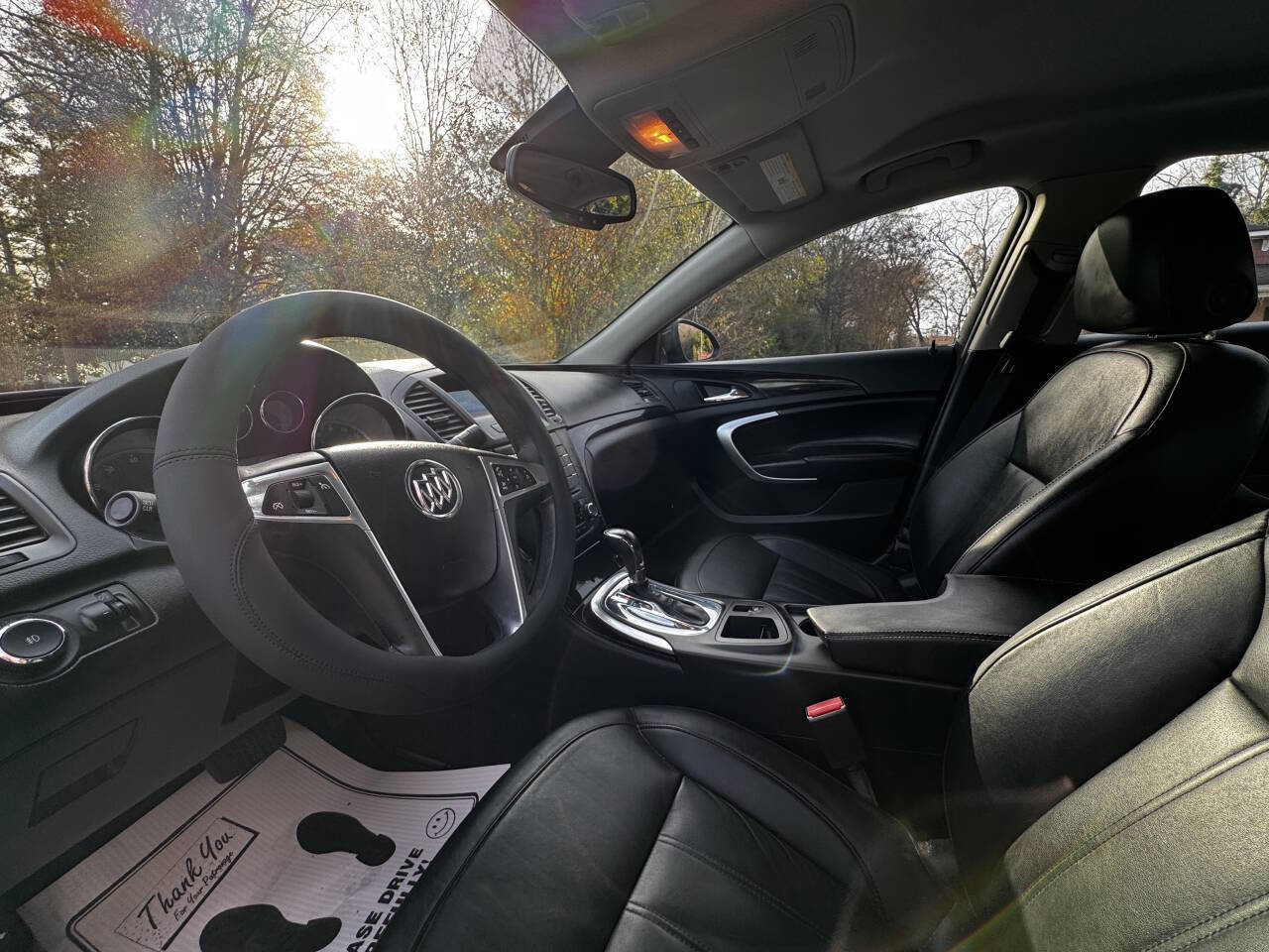 Used 2012 Buick Regal Leather image 10