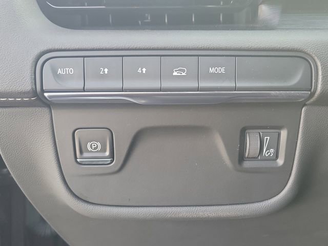 Used 2021 Cadillac Escalade Premium Luxury image 22