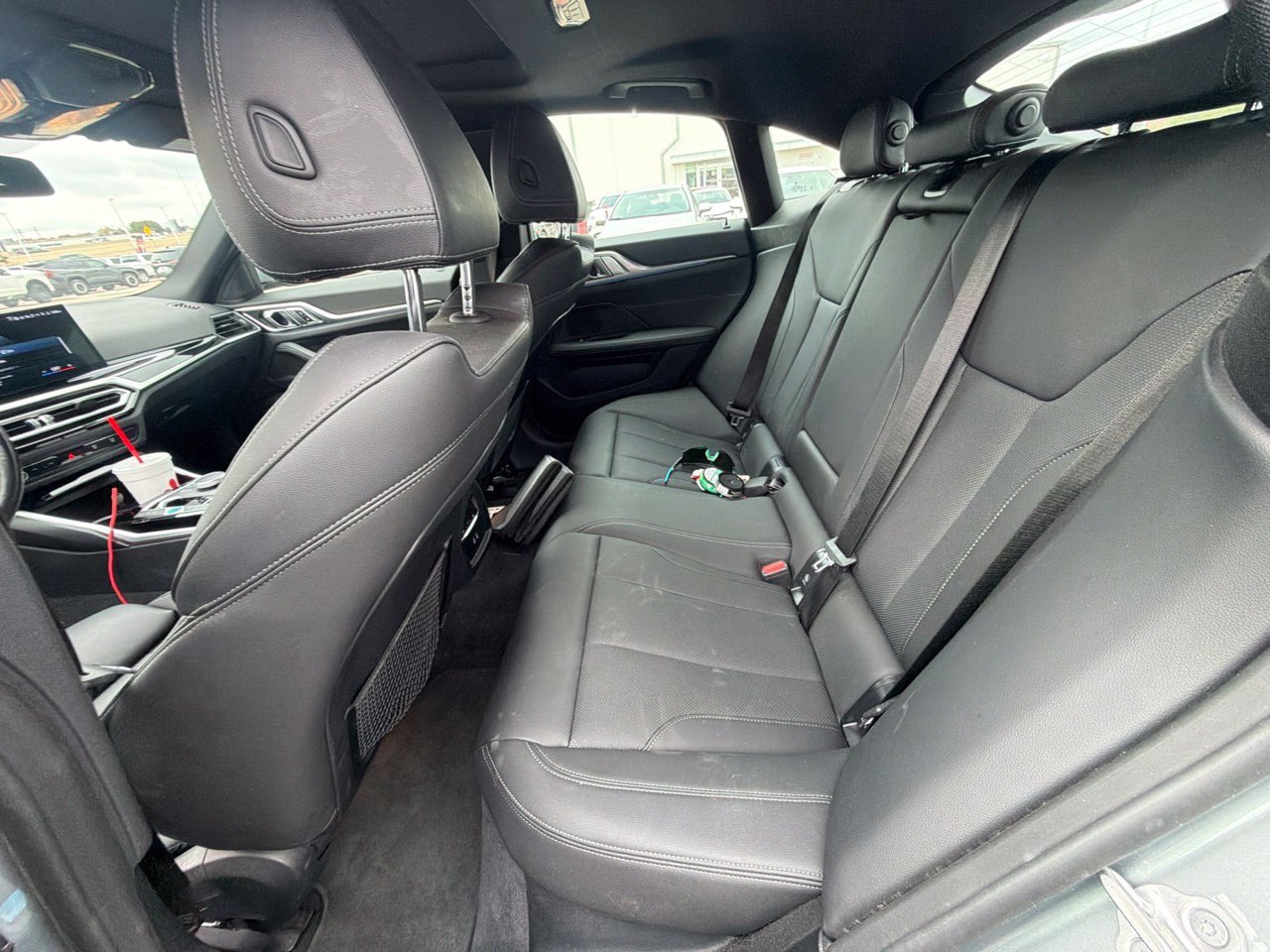 Used 2023 BMW i4 eDrive40 RWD image 9