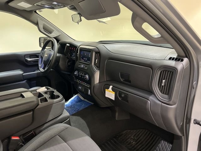 Certified 2024 Chevrolet Silverado 1500 Custom w/ LPO, Dark Essentials Package image 26