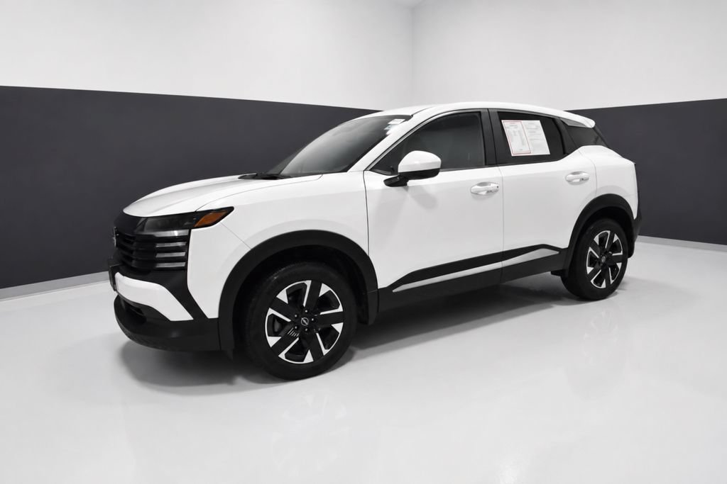 Certified 2025 Nissan Kicks SV AWD/4WD image 2