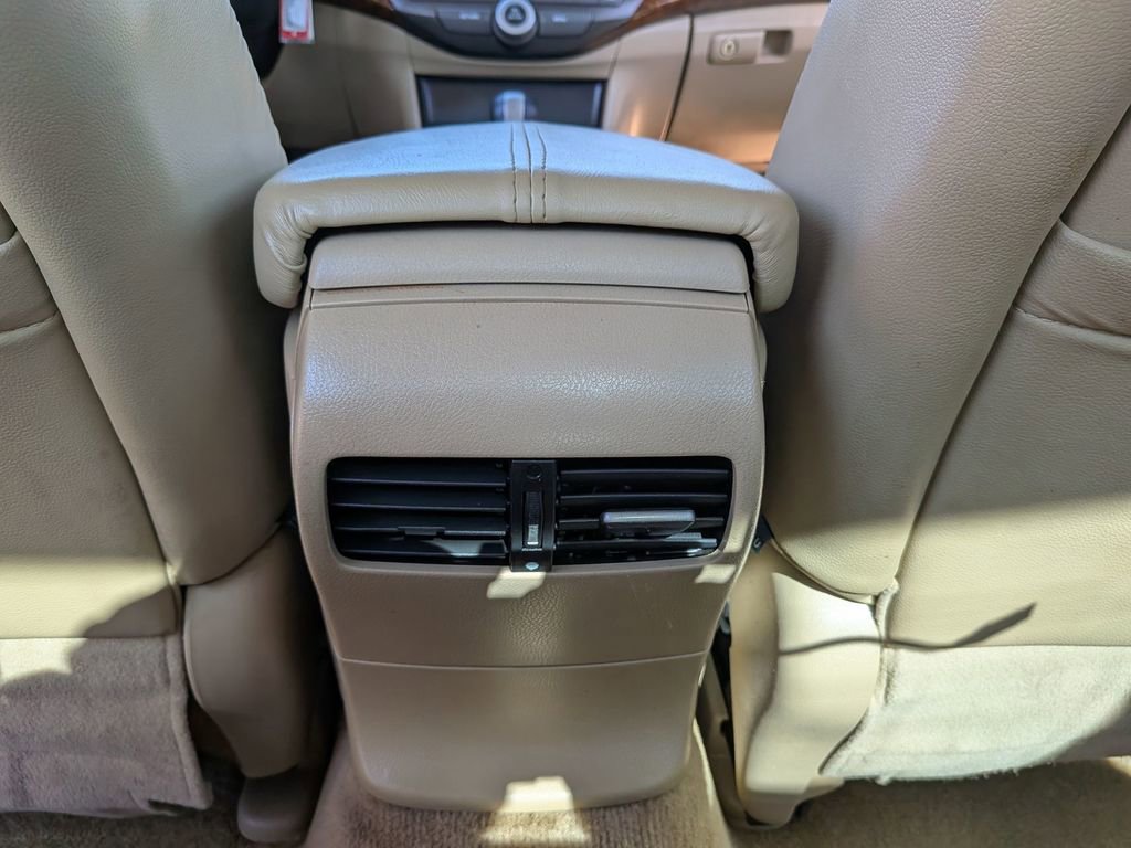 Used 2010 Honda Accord EX-L image 32