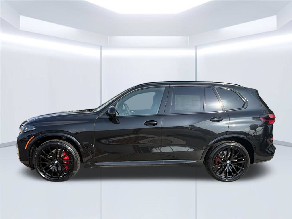 New 2026 BMW X5 xDrive40i w/ M Sport Package AWD/4WD image 3
