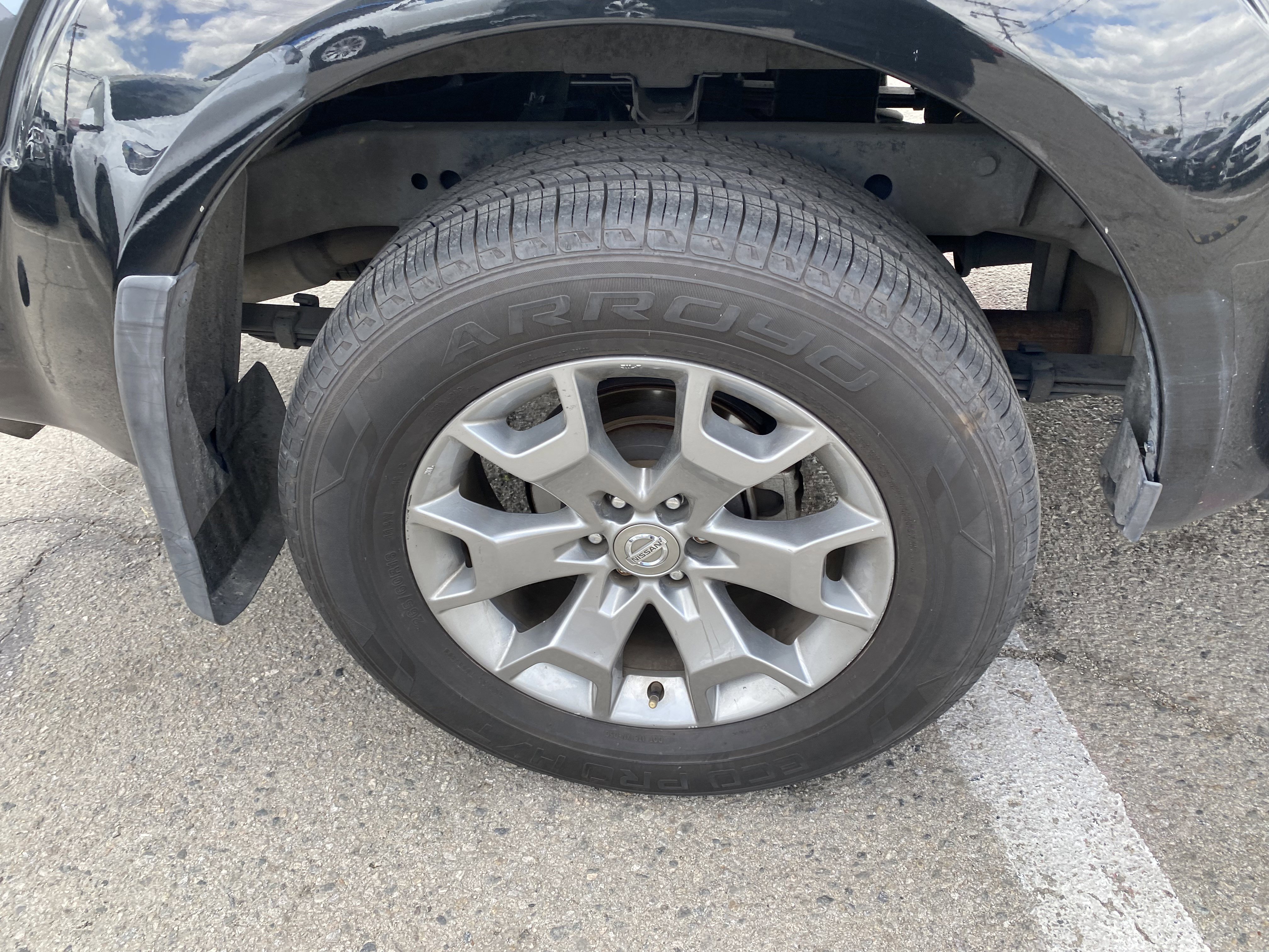 Used 2020 Nissan Frontier SV RWD image 5