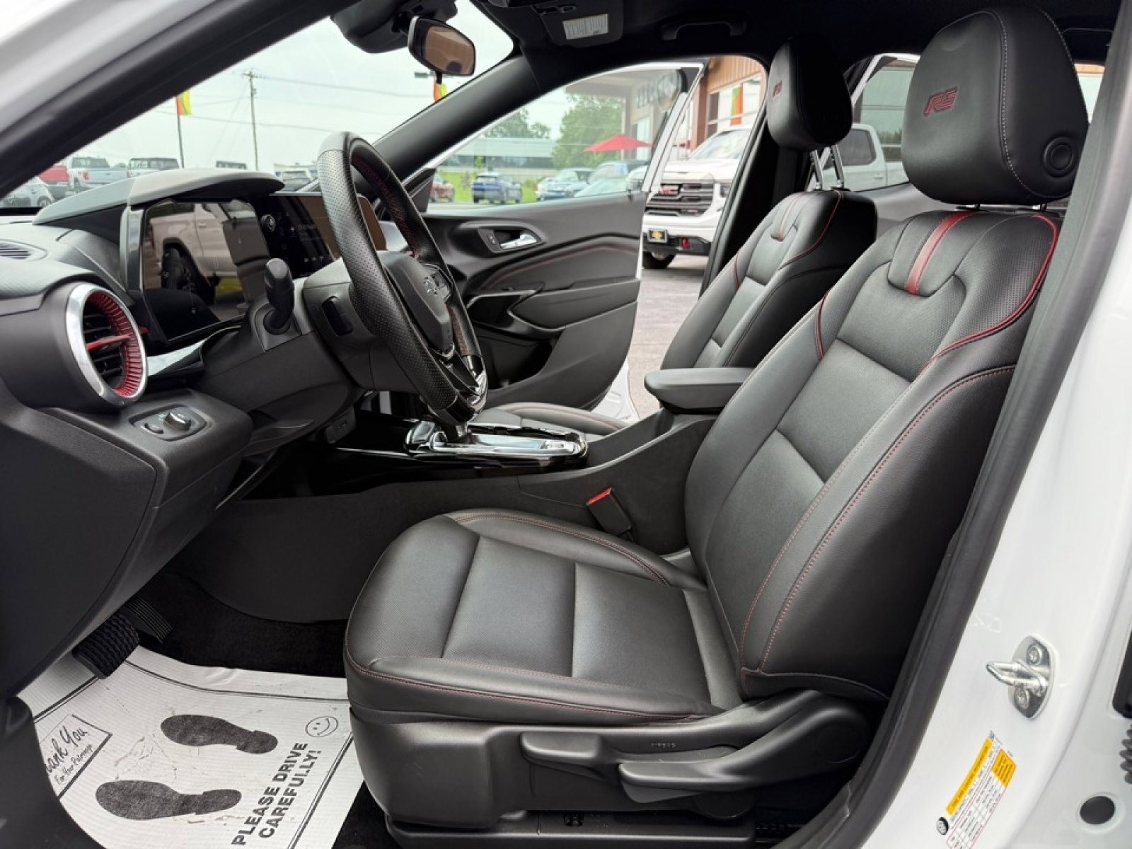 Used 2024 Chevrolet Trax RS w/ Driver Confidence Package image 10