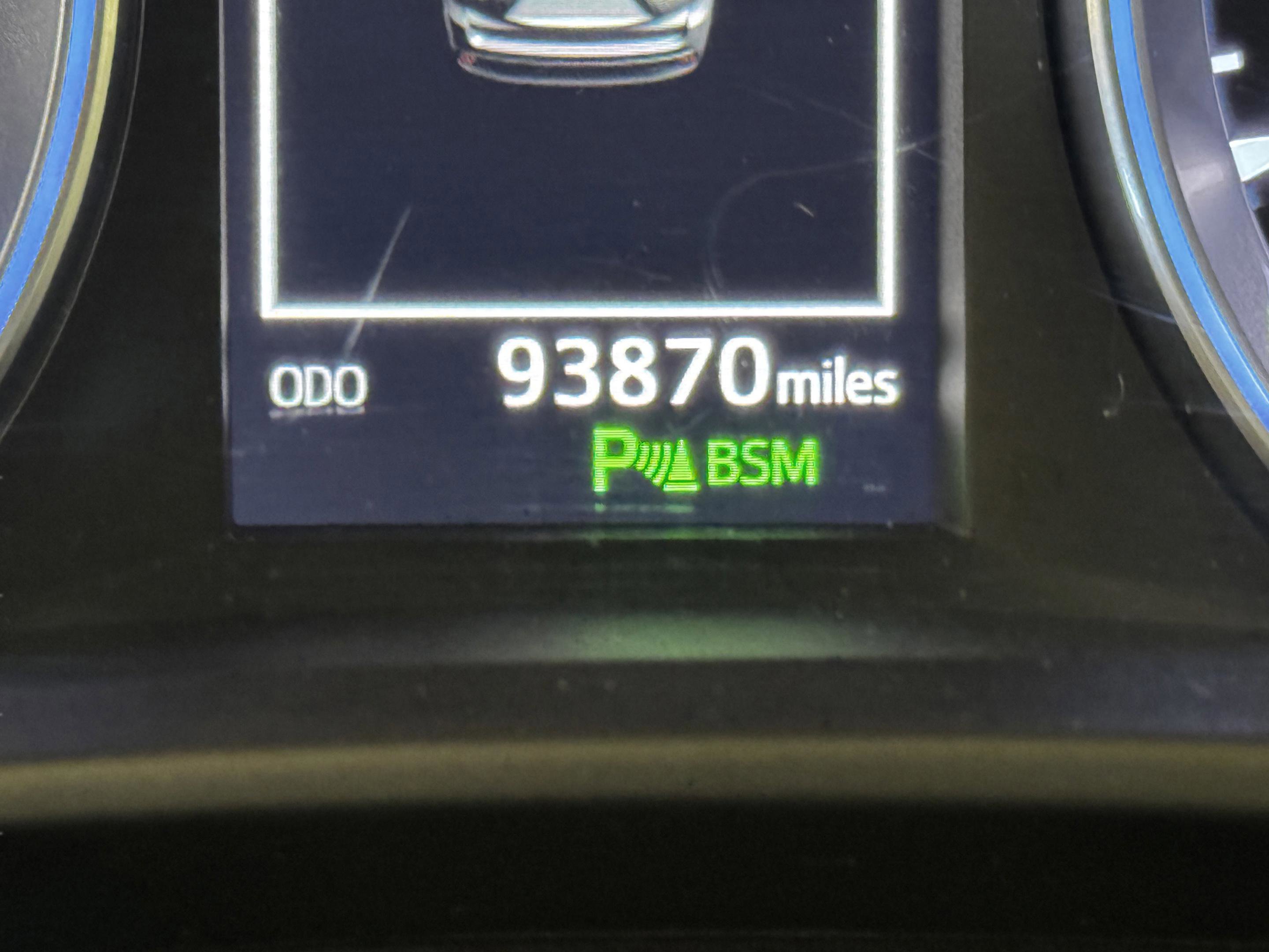 Used 2017 Toyota Highlander Limited AWD/4WD image 22