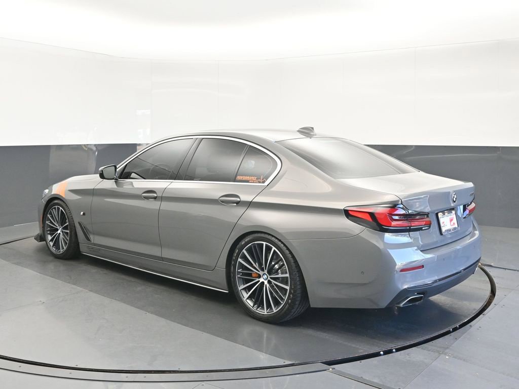 Used 2021 BMW 530i w/ Premium Package RWD image 5