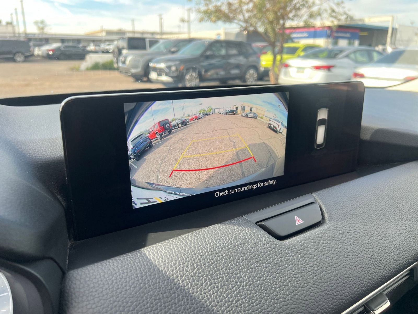 Used 2025 MAZDA CX-70 3.3 Turbo w/ Preferred Package image 25