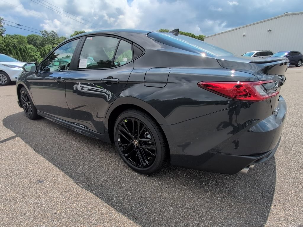 Certified 2026 Toyota Camry SE w/ Convenience Package FWD image 4