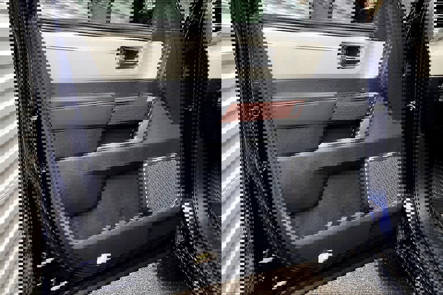 Certified 2025 Toyota Sequoia Capstone image 20