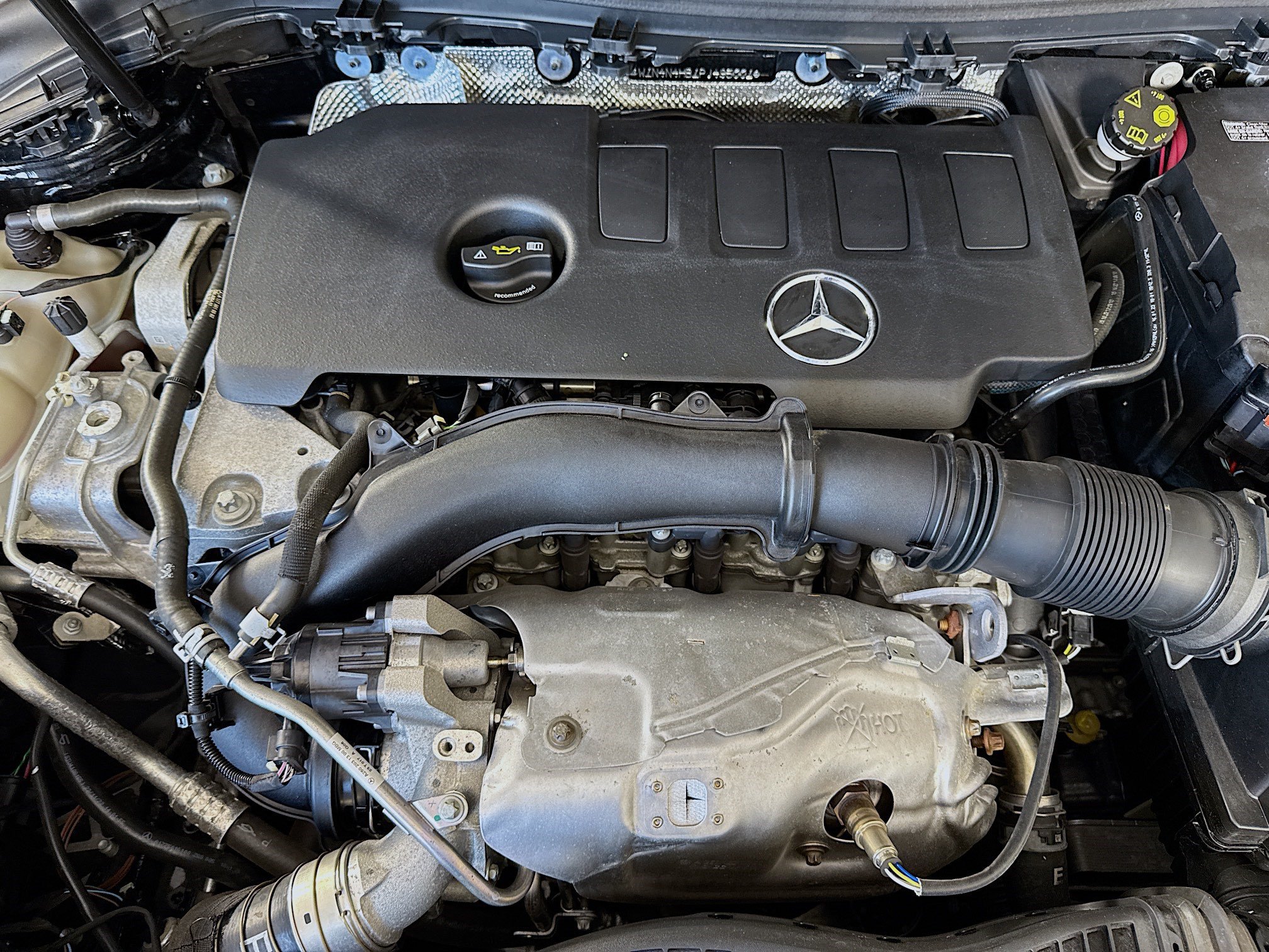Used 2023 Mercedes-Benz GLA 250 4MATIC w/ Premium Package image 39