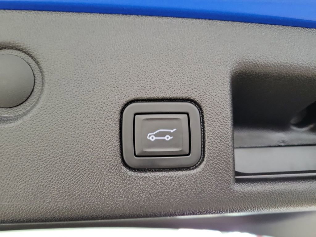 Certified 2024 Chevrolet Equinox LT w/ LPO, Floor Liner Package image 19