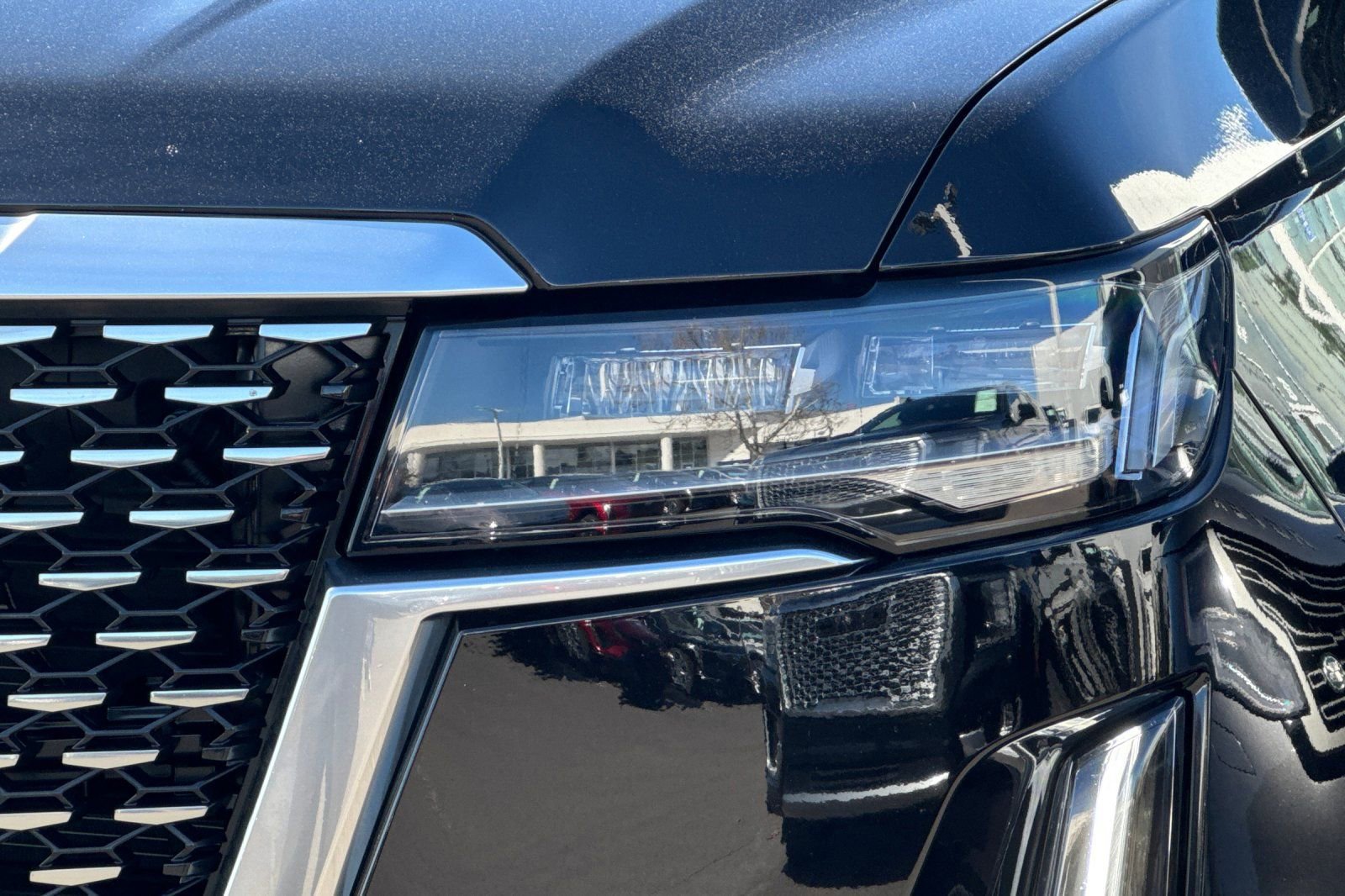 Used 2023 Cadillac Escalade Premium Luxury image 49