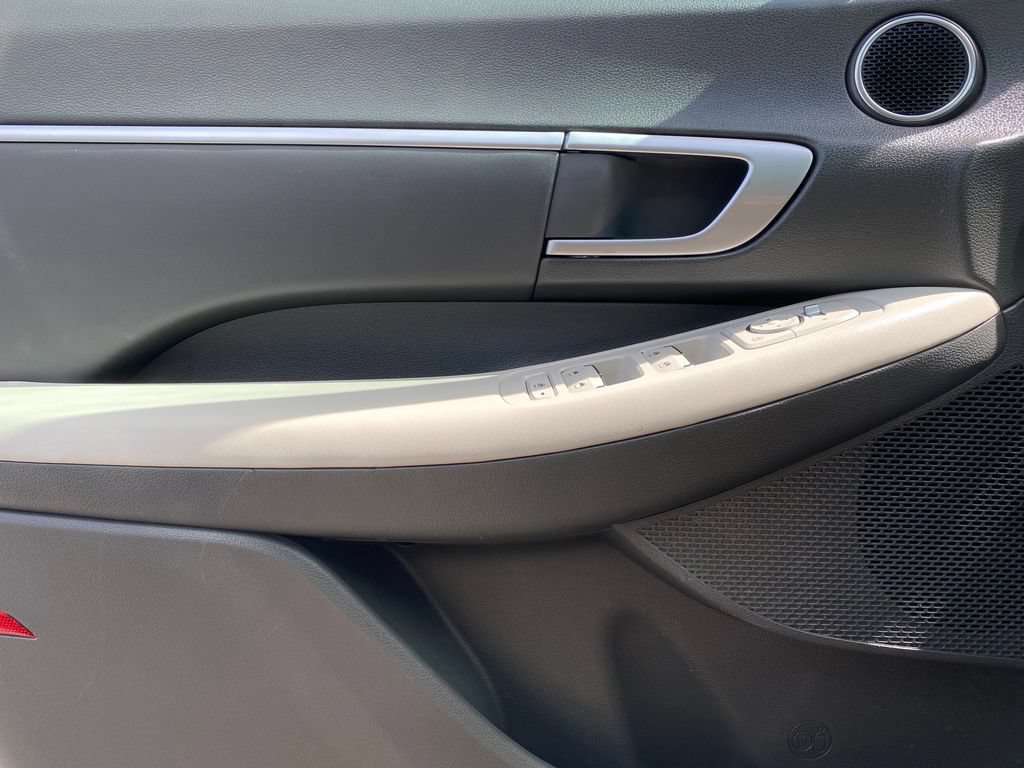 Certified 2024 Hyundai Sonata SEL FWD image 13