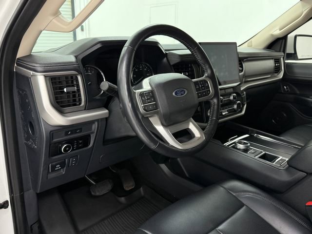 Used 2023 Ford Expedition XLT RWD image 9